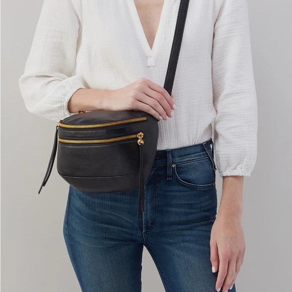 Vintage Hobo Fern Convertible Sling In Pebbled Leather - Picture 2 of 8